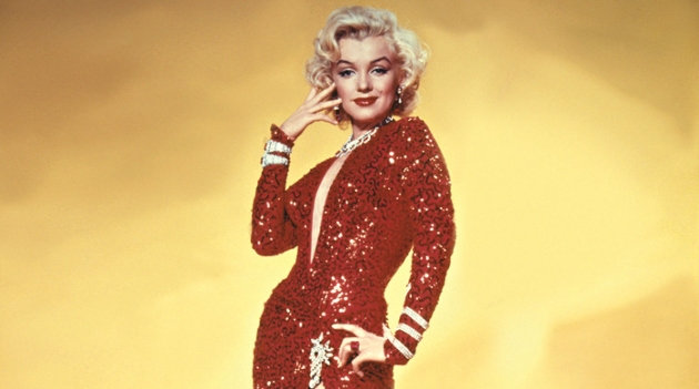 Платье Мэрилин Монро на выставке Famous and Infamous в Лондоне