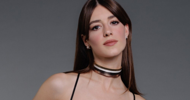 Дейзи Эдгар-Джонс стала амбассадором ювелирного дома Boucheron