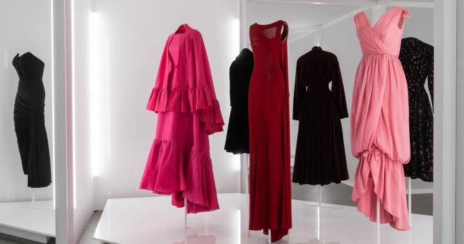 В Италии открылась выставка в честь Alaïa и Balenciaga