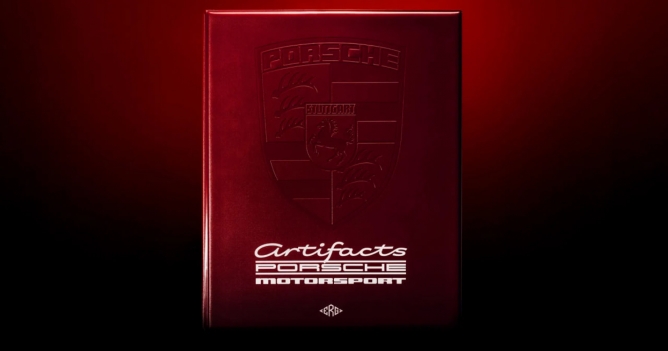 Издательство Type 7 выпустило настольную книгу о Porsche