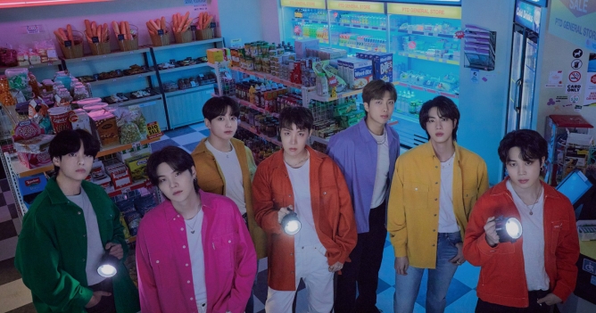 Группа BTS объявила о мировом туре