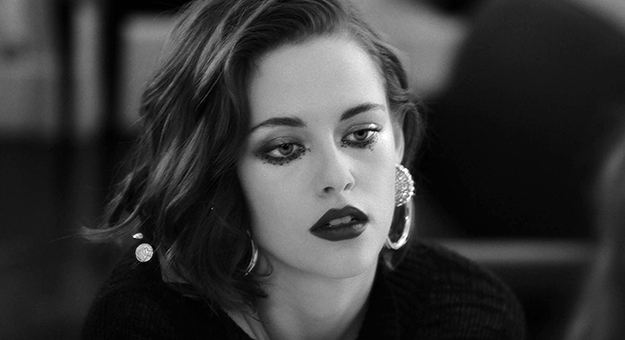 Chanel поделилась новыми рекламными тизерами с Кристен Стюарт
