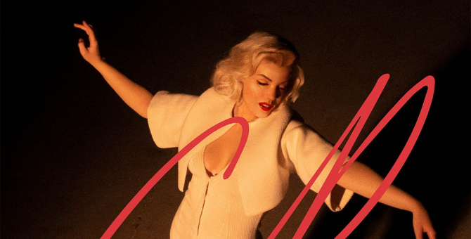 Оцифрованное изображение Мэрилин Монро поместили на обложку CR Fashion Book China