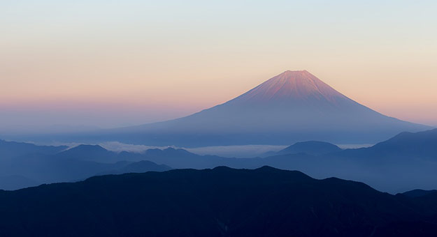 Louis Vuitton представит круизную коллекцию в Японии