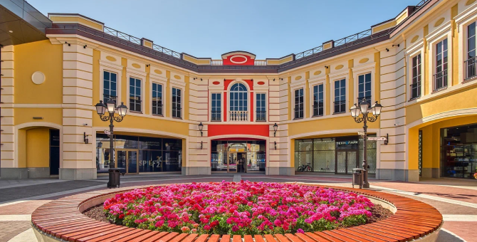 Российские аутлеты объявили «Зеленый месяц»