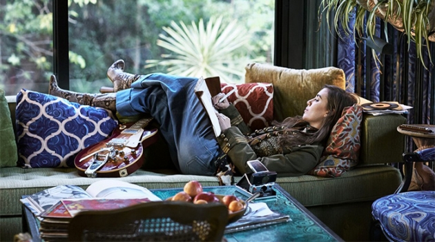 Вслед за музыкой: Lykke Li в новом видео Gucci