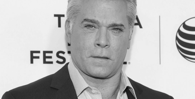 Умер актер Рэй Лиотта