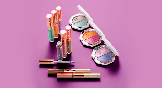 Рианна показала новинки из «пляжной» коллекции средств для макияжа Fenty Beauty