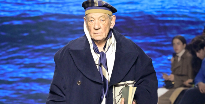 Иэн Маккеллен из «Властелина колец» принял участие в показе S. S. Daley