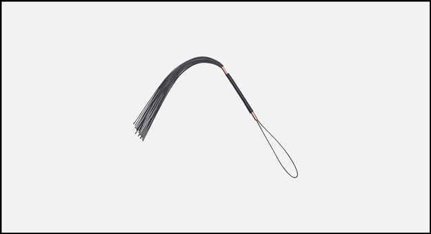 Рианна выпустила аксессуары для Savage x Fenty