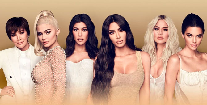 Стало известно, почему закрылось шоу Кардашьян и что семья планирует дальше