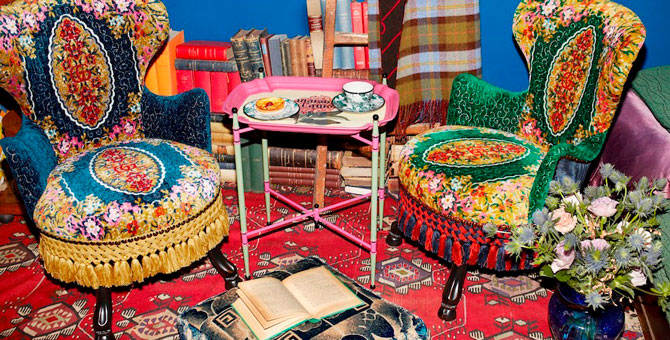 Gucci выпустил линейку «римских сувениров» в коллекции домашнего декора