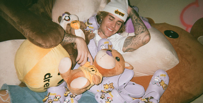 Crocs и Джастин Бибер выпустили вторую коллаборацию