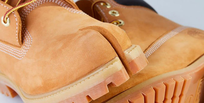 Hypebeast показал, как сделать таби из любых кроссовок