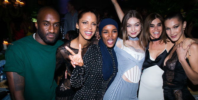 Карин Ройтфельд запускает виртуальные показы с Ким Кардашьян, Хейли Бибер и другими знаменитостями