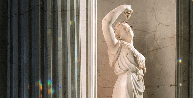 Сколько зарабатывают руководители музеев и театров в России