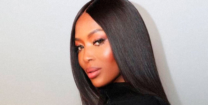 Наоми Кэмпбелл показала, как ухаживает за собой во время перелетов