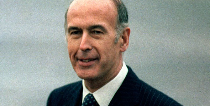 Бывшего президента Франции Валери Жискар дʼЭстена обвинили в домогательствах