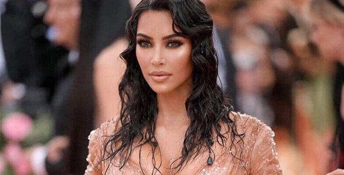 Канье Уэст раскритиковал свою жену за слишком сексуальные наряды