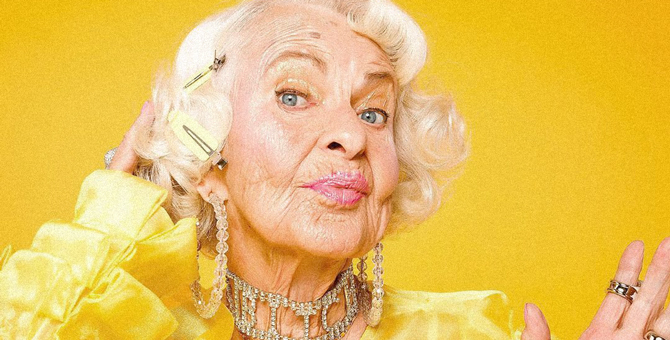 Модная бабушка-блогер из инстаграма запускает линейку косметики