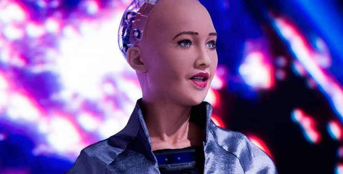 Робот София снимется в футуристичной короткометражке