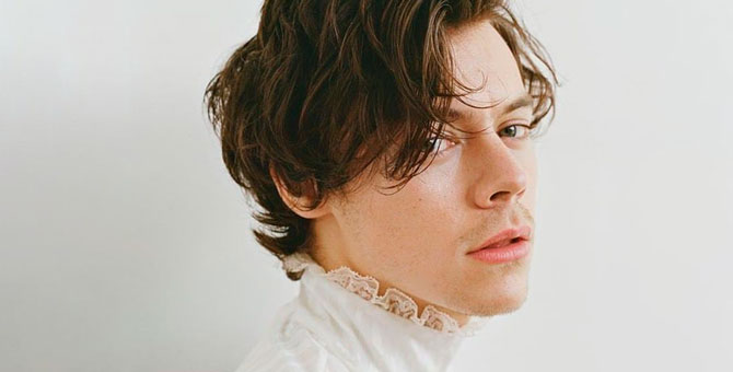 Гарри Стайлз объяснил, почему не говорит о своей сексуальной ориентации