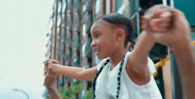 Дочь Джорджа Флойда попала на видео баскетболиста NBA