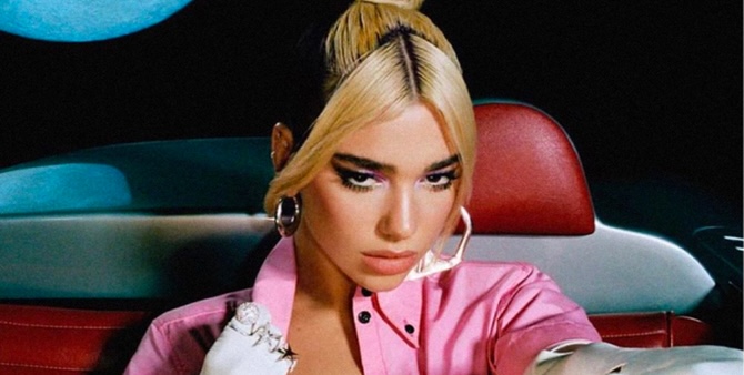 Дуа Липа and Angèle выпустили клип на совместный трек «Fever»