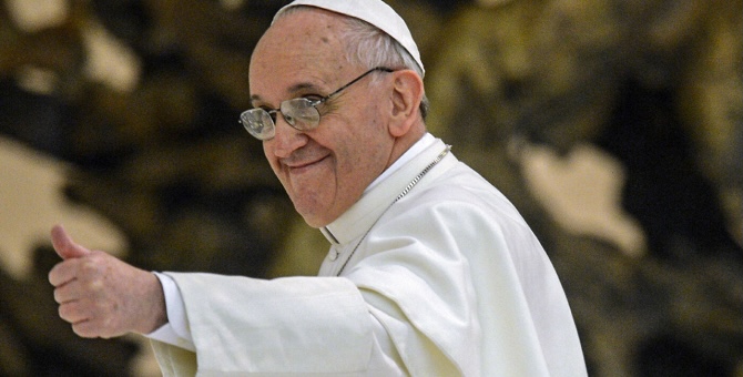 Папа римский призвал католиков молиться о покорности роботов людям