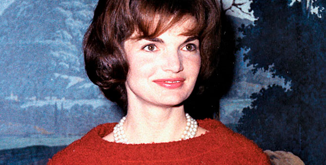 «Все взгляды прикованы ко мне»: в Вашингтоне откроется выставка, посвященная первым леди США