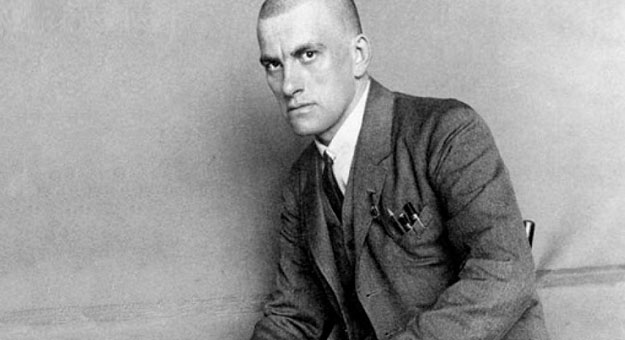 В Москве откроют мемориальную квартиру семьи Маяковского