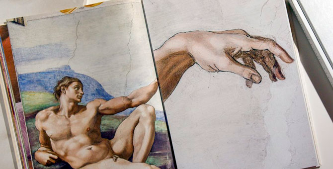 Вышел альбом с самыми подробными фото Сикстинской капеллы - он стоит 22 тысячи долларов