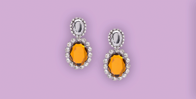 Анна Делло Руссо распродает свою коллекцию винтажных украшений