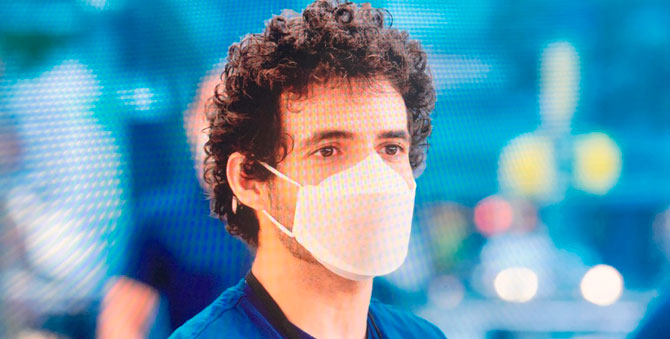 Apple показала дизайн собственной защитной маски