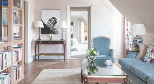 В отеле Le Bristol Paris появился именной номер, названный в честь танцовщицы Жозефины Бейкер