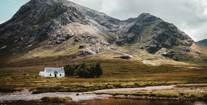 Что такое «сoorie»: шотландский ответ датскому «хюгге»