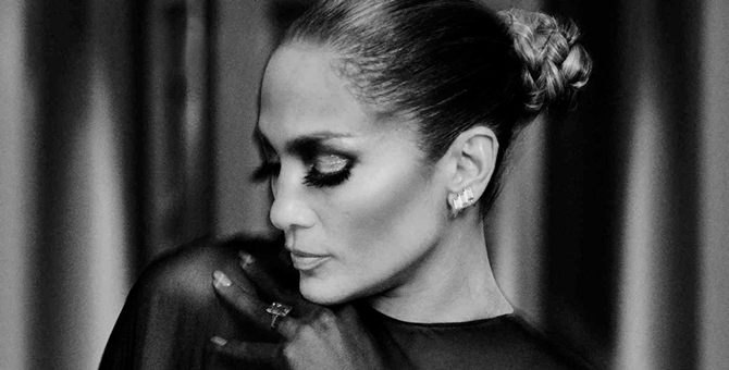 Дженнифер Лопес стала амбассадором Coach