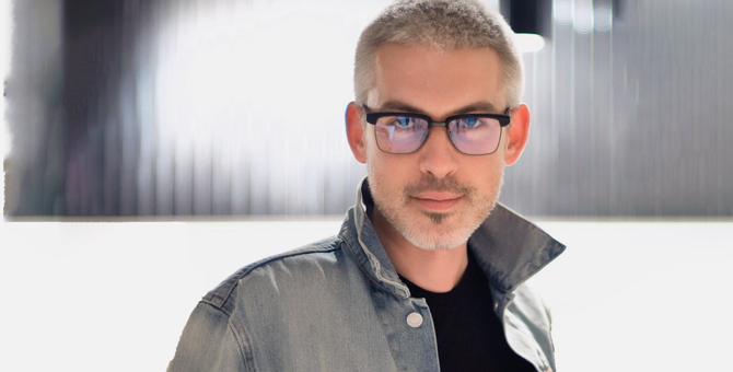 Филипп Власов назначен новым главным редактором украинского Vogue