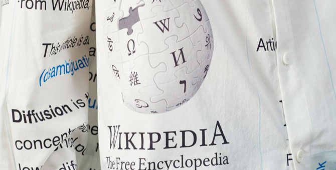 Wikipedia выпустила капсульную коллекцию с Études