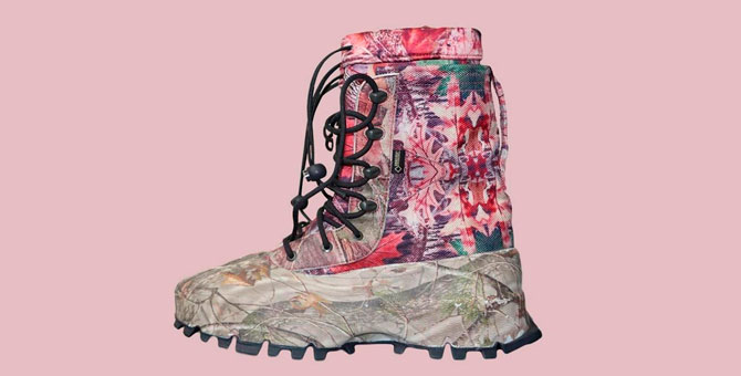 Yeezy показал сэмплы обуви из гортекса