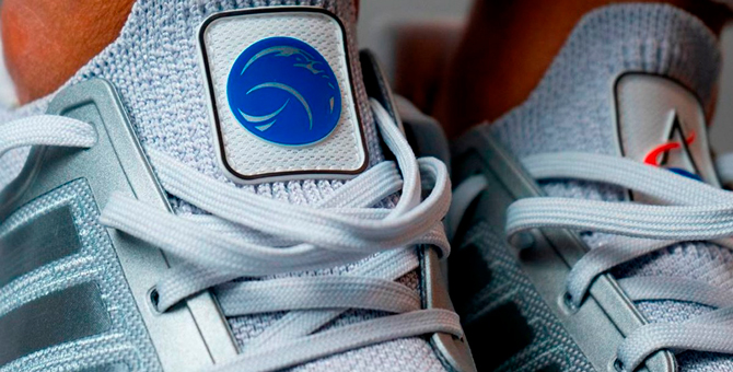 adidas выпустил кроссовки, посвященные NASA