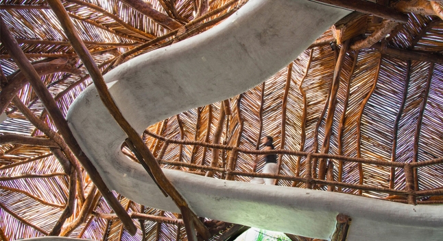 Правнук Пегги Гуггенхайм открыл арт-галерею, похожую на шикарный дом в дереве