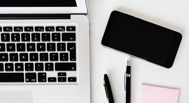 MacBook и iPhone смогут заряжать друг друга беспроводным способом