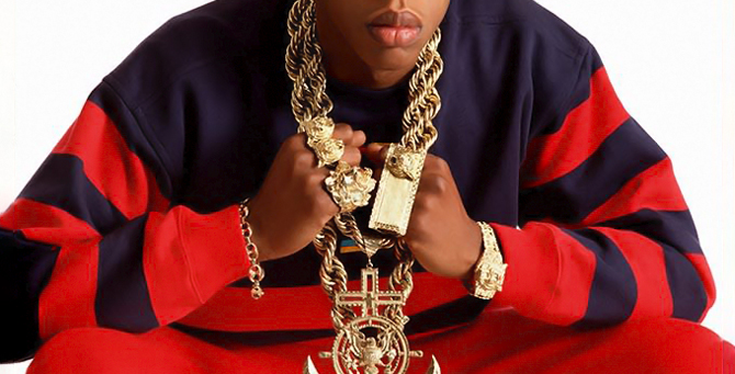 Какие модные бренды чаще всего упоминаются в песнях