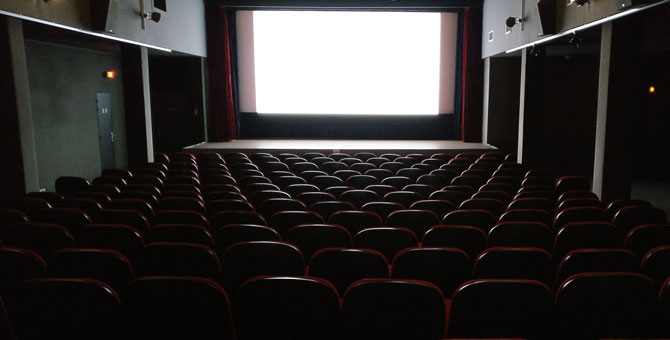 Роскомнадзор создаст систему контроля за онлайн-кинотеатрами