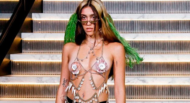 Дочь Мадонны вышла на подиум на Неделе моды в Нью-Йорке