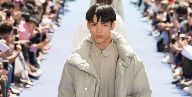 Вирджил Абло или Supreme: какое сотрудничество стало выгоднее для дома Louis Vuitton