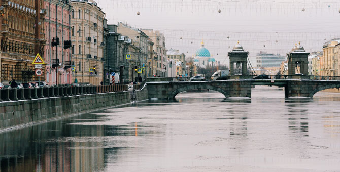 В Петербурге с 26 октября запретят ресторанам и барам работать по ночам