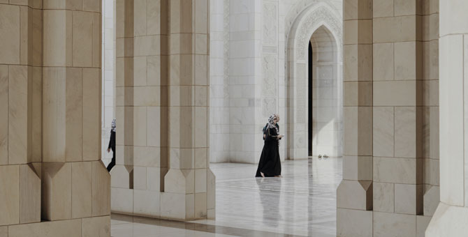 В Саудовской Аравии суд признал право женщины жить и путешествовать одной