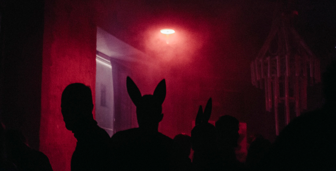 В Германии признали рейвы концертами, а диджеев — музыкантами на законодательном уровне